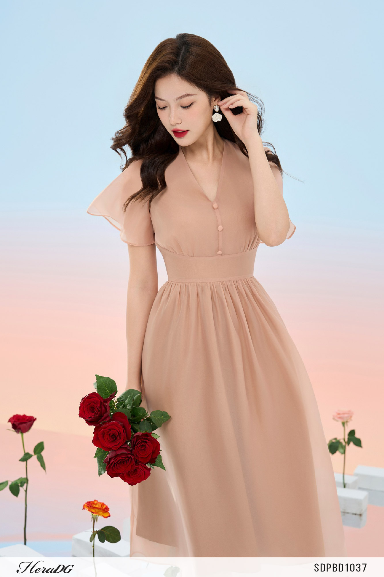 Ảnh của Đầm tơ xoè tay xẻ